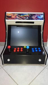 homemade street fighter 2 themed bartop : front