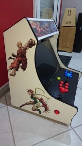 homemade street fighter 2 themed bartop : left side