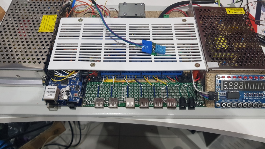 Arduino driven 5v and 12v Smartpower | bluemind.org